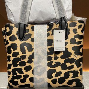 COACH Print Willow Tote 24, Leopard